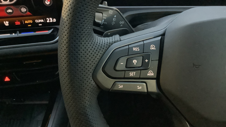 Volkswagen Passat 1.5 TSI eHybrid R-Line 5dr DSG Estate